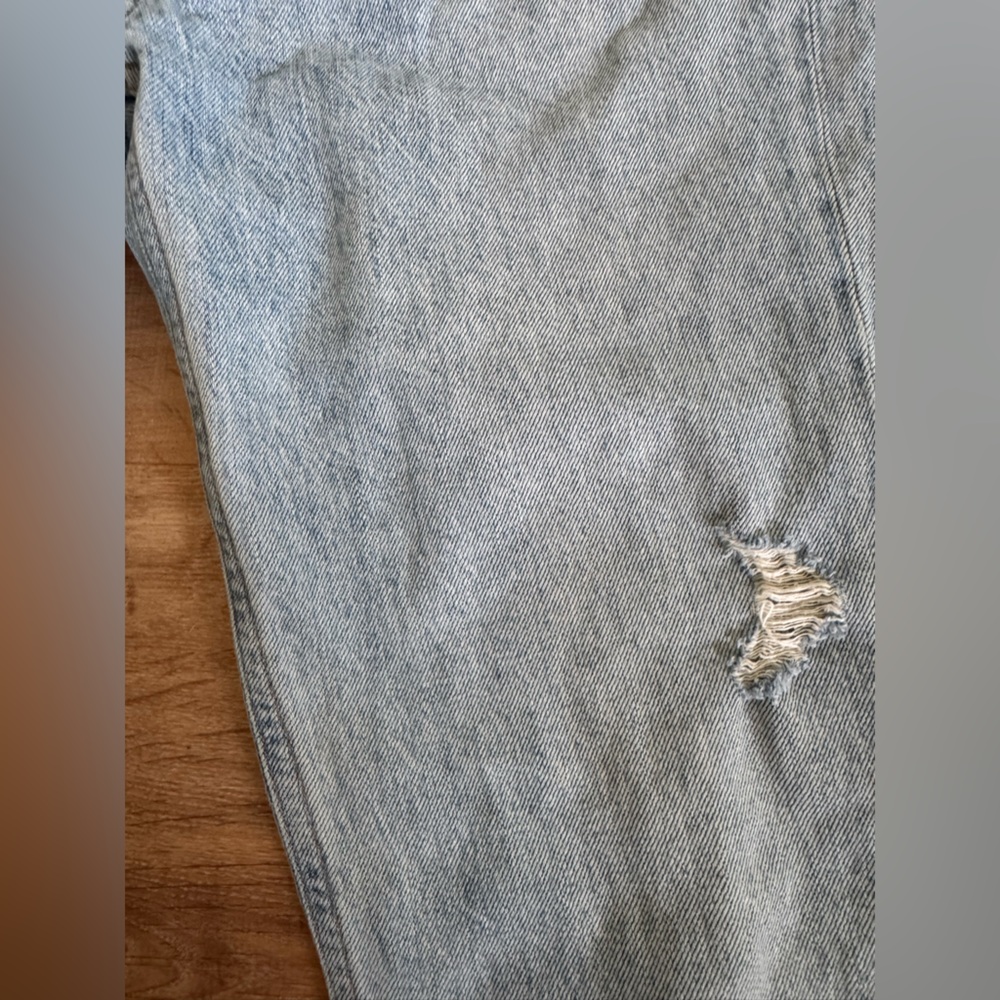 Agolde Distressed Riley Jeans - Picture 3 of 5
